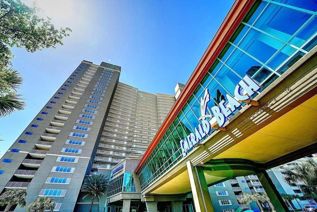 פנמה סיטי ביץ' Beautiful Beachfront Paradise! Emerald Beach Resort מראה חיצוני תמונה